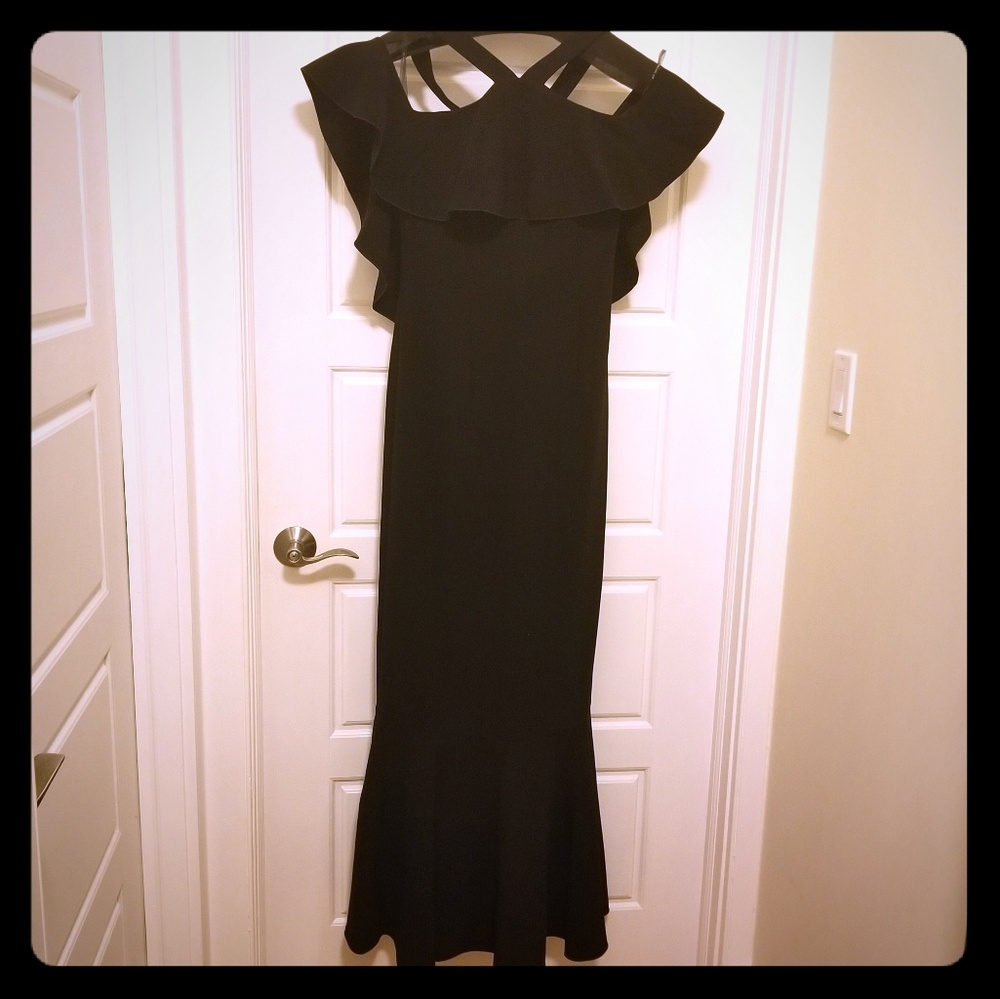 🔥RACHEL ZOE black gown.⚘
